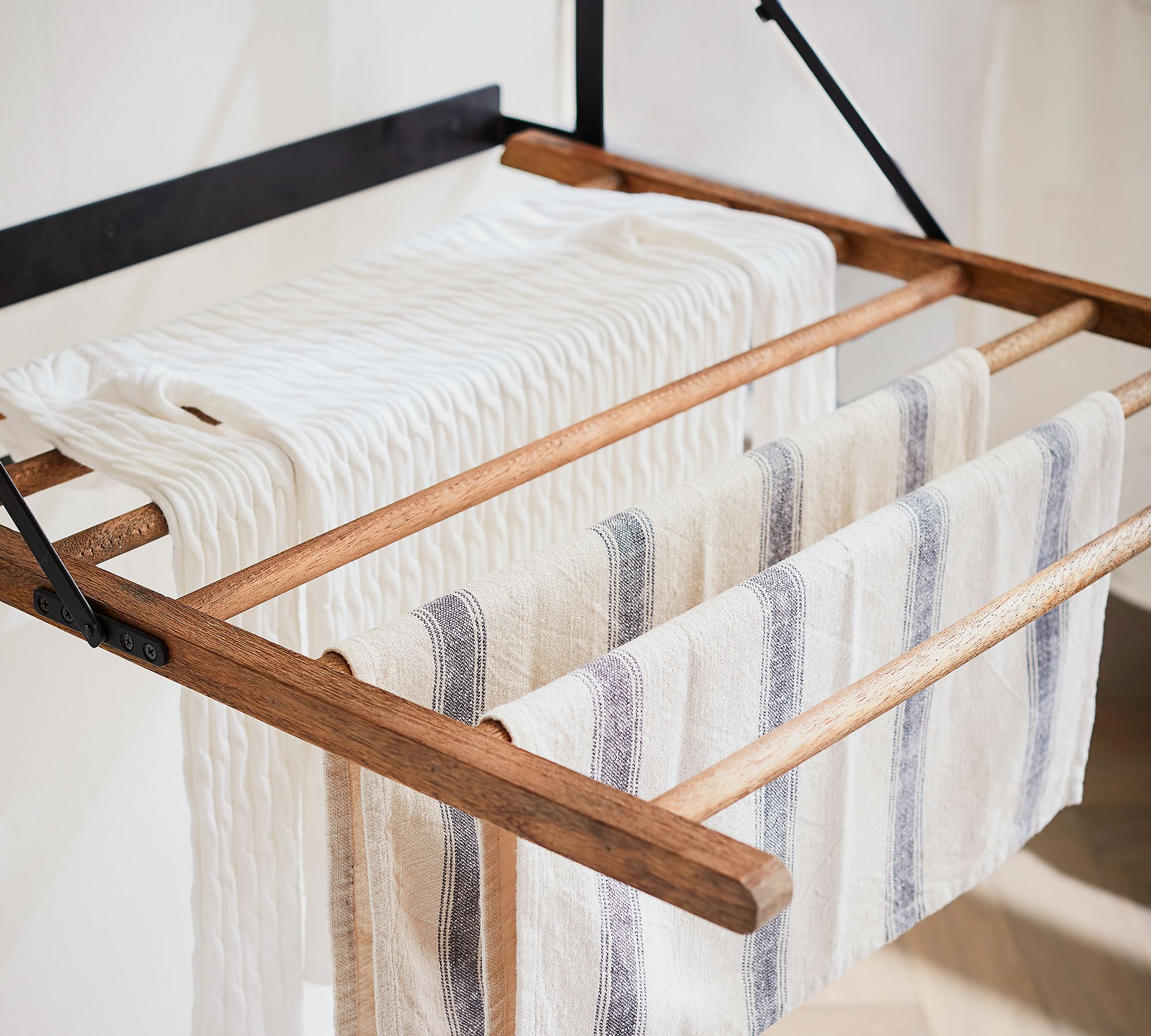 Wall Mounted Laundry Drying Rack