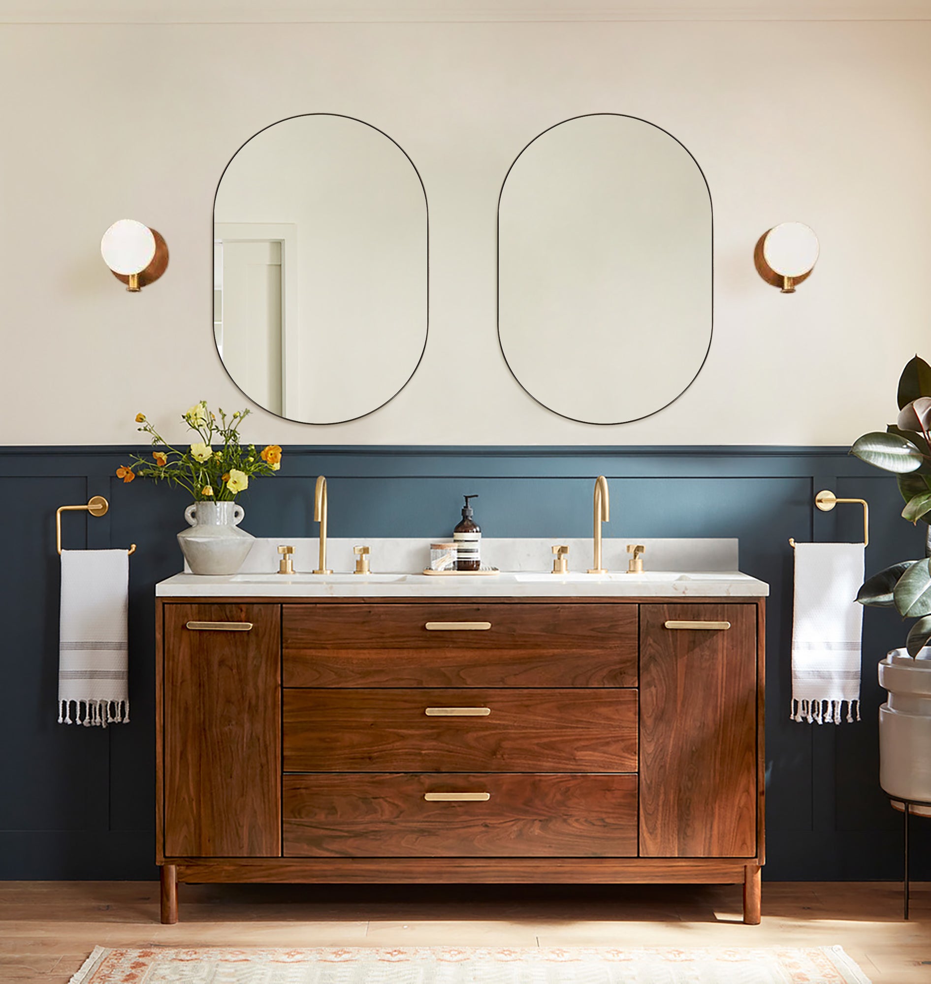 Oval Metal Framed Wall Mounted Bathroom Vanity Mirror