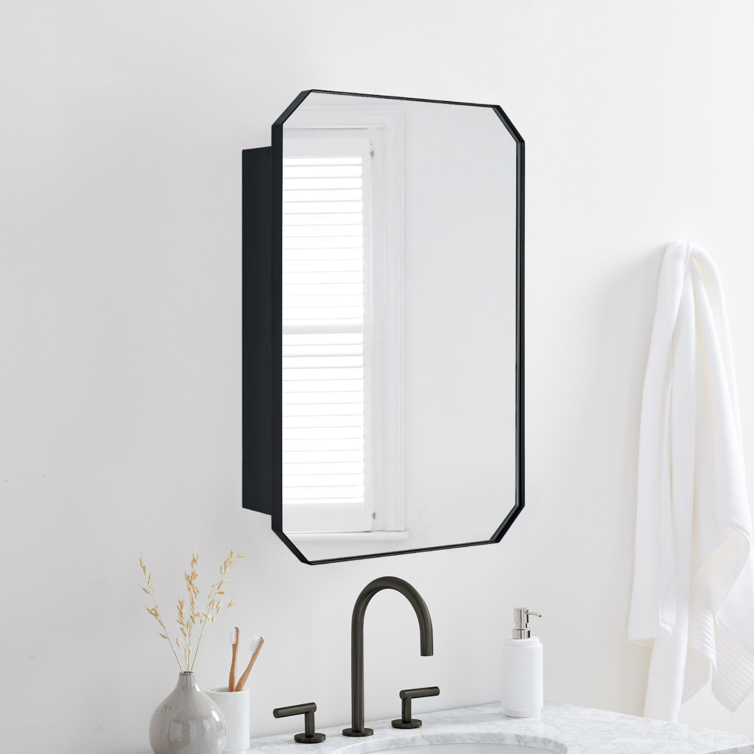 Maeleigh Modern Octagon Recessed and Surface Mount Bathroom Medicine Cabinet with Mirrors, 18x26" in Black